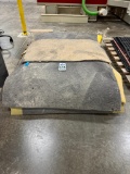 Pallet Lot Rubber Mats .