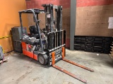 Toyota 8FBE15U Forklift, 3 Stage Mast, 2650 Lbs. Capacity 36 Volt, 3437 Hrs