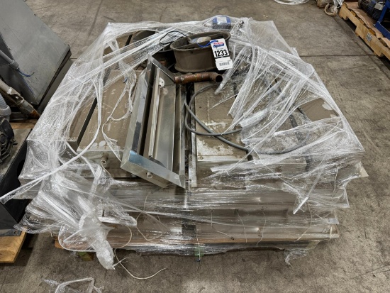 Pallet Lot Lights, 2 Fantech Fans