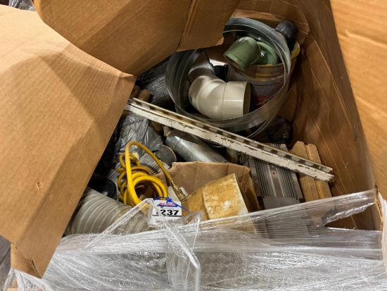 Pallet Lot Metal Base, Pipe Fittings