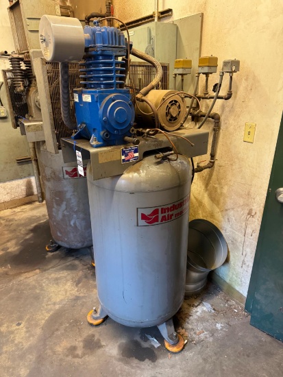 Industrial Air IV5038023 80 Gallon Tank with Quincy QT-5 Air Compressor 230 Volt 3 Phase