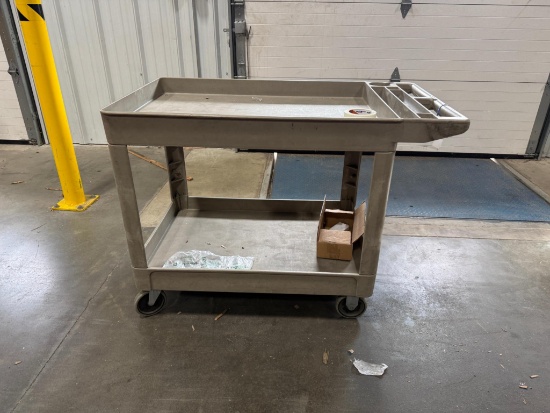 Rubbermaid 2 Tier Cart 25''x36''
