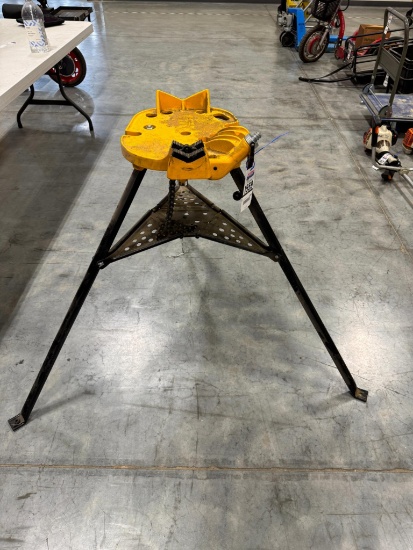 Pipe Cutting stand