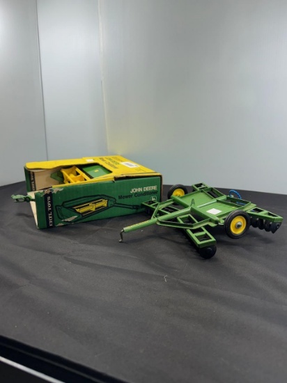 1/16 John Deere Mower and disk 2 pcs