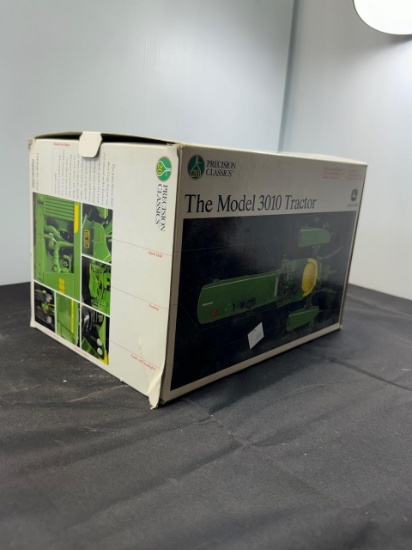 1/16 John Deere Mod 3010 NIB