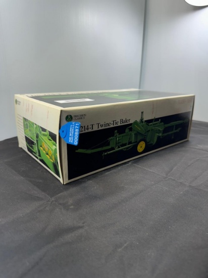 1/16 John Deere Precision 214-T Twine tie Bale NIB