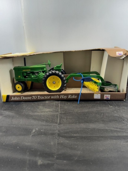 1/16 John Deere 70 with Hay Rake NIB