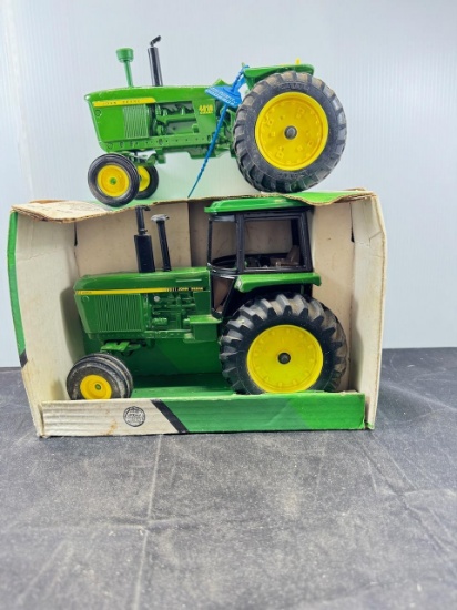 2 1/16 scale John Deere 4255 and 4010 Diesel 1