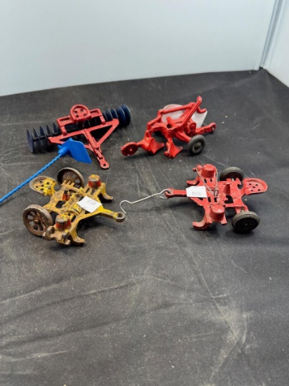 4 Early Miniatures Disk Plow models