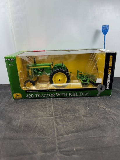 1/16 scale John Deere 4520 with Disk N.I.Box