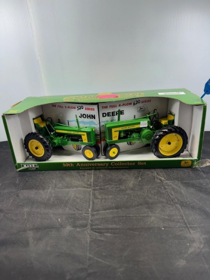 1/16 scale John Deere 520-620 2 tractors N.I.B.