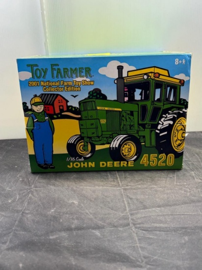 1/16 scale John Deere 4520 Collector Edition N.I.B.