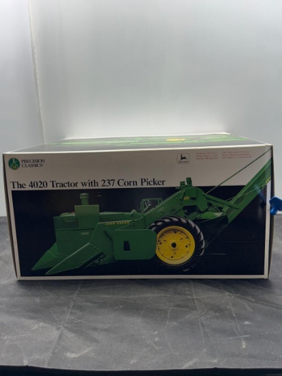 1/16 scale Precision 4020 W 237 Corn Picker N.I.B.
