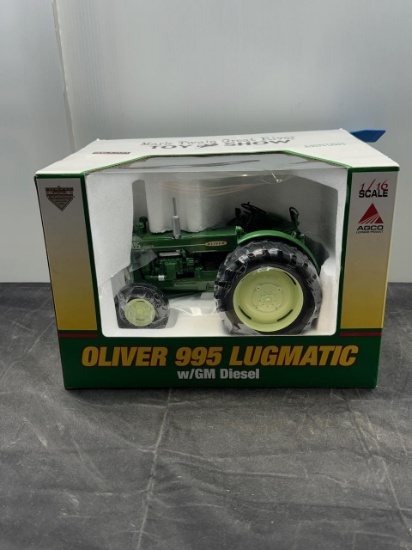 1/16 scale OLIVER 995 w G.M. Lugmatic Diesel N.I.B