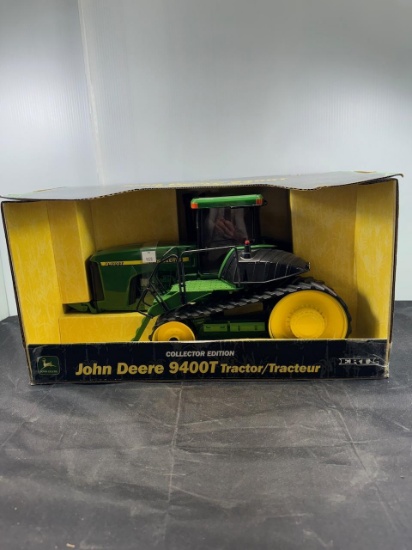 1/16 scale John Deere 9400T collector Edition on Tracks N.I.B.