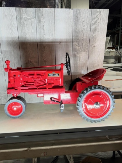 Farmall F20 2001 CASE Metal seat Hi Detail Rare Tractor