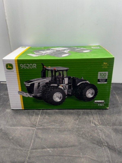 1/16 scale John Deere 9620R Prestige series Duals 100yr. Ann. N.I.B Rare