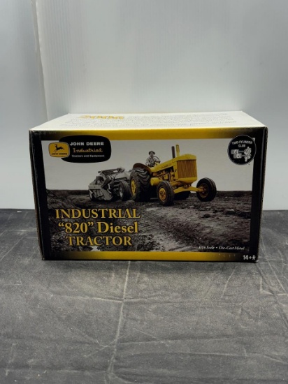 1:16 scale John Deere Industrial 820 Diesel 2 cylinder club N.I.B