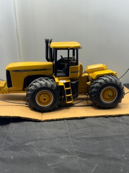 1/16 scale John Deere 9400 Industrial w weights Rare Find