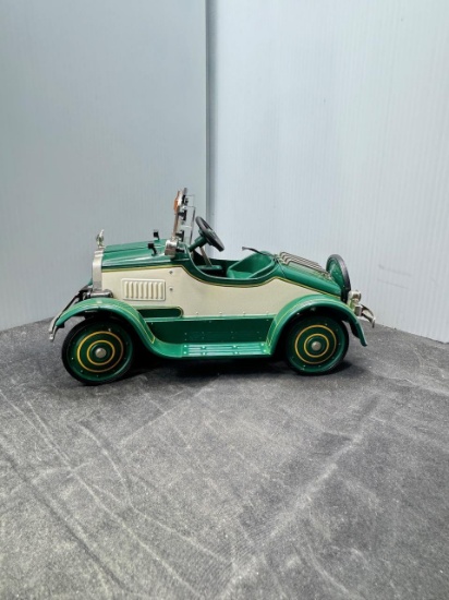Model Pedal car High Detail Lights mirrors Horn