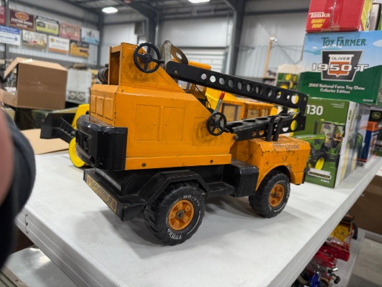 Tonka Construction Crane PICS WILL BE ADDED WEEK OF THE AUCTION