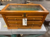 Handyman Club Wooden toolbox with glass top