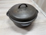 Griswold No. 8 Tite Top Dutch Oven w/ lid