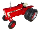 1:8 scale Farmall 706 w/ fenders + duals