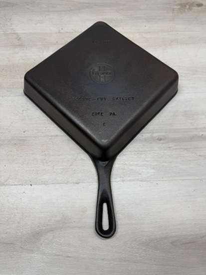 Griswold No. 768 Square Fry Cast Iron Skillet