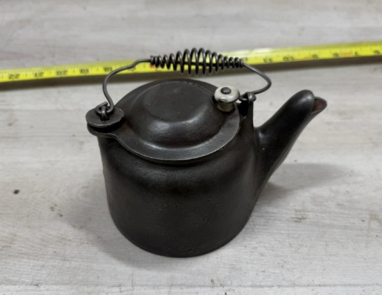 Wagner Ware Sidney Small Tea Kettle