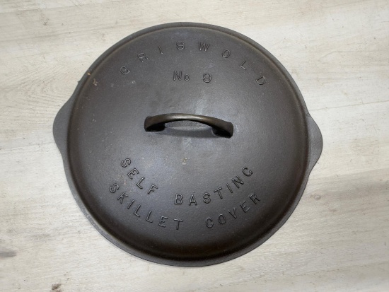 Griswold no. 8 Cast Iron Self Basting Skillet Cover