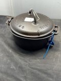 Griswold #7 Dutch oven with lid