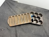 Griswold Cornbread and Wagner 1336 Cupcake