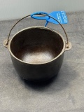 Wagner #0 3 leg Pot Toy