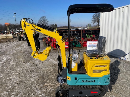 (Inv.42852) New Unused Digmaster DM100 Mini Track Excavator, 13.5 Hp gas engine, Rubber Tracks,