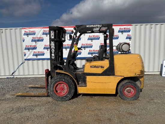 (Inv.42954) Komatsu Forklift Model FG50AT2-8, 5975 hrs., 3 Stage Mast, 9850 Lbs. Capacity, LPG