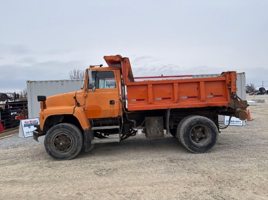 (Inv.43002)1997 Ford LN8000 Truck, VIN # 1FDXR82E6VVA15829, 244,706 Miles, Steel dump Bed, Spreader