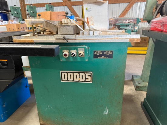 (Inv.19095) Dodds Drawer Box Gluer, 110v
