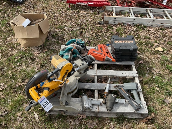 Pallet Lot, Dewalt DW 717 sliding Compound Miter Saw, 2 Bostitch 18 Ga. Nailers, Makita Circ Saws