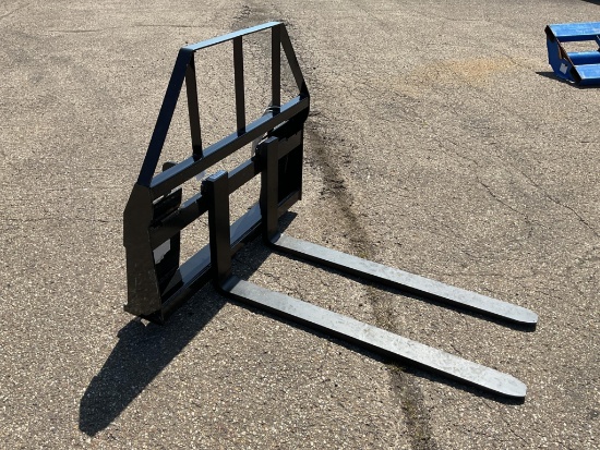 New Unused AGT Model SAII100 Quick Attach Pallet Skid Loader Attachment