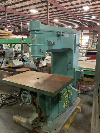 Ekstrom Carlson Model 434 Over Arm Pin Router. Dalton, Ohio