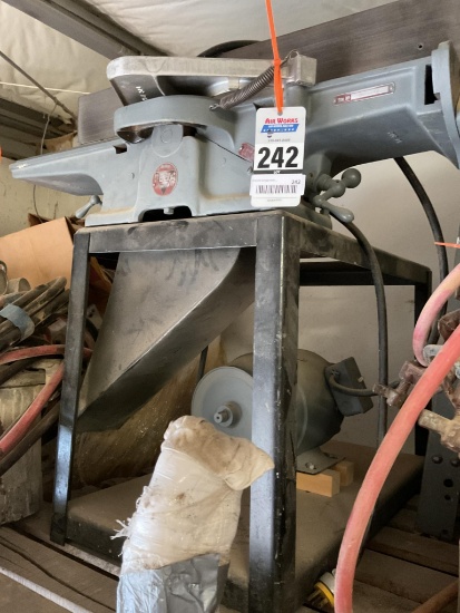 Delta 6" Straight Knife Jointer and Equipment Stand