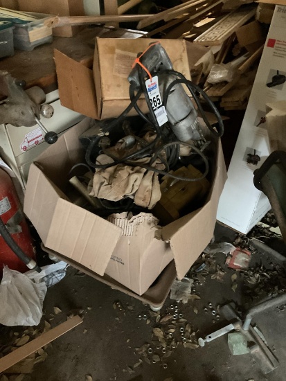 Box Lot Electric Tools, Reciperating Saw, Sander, Craftsman Router