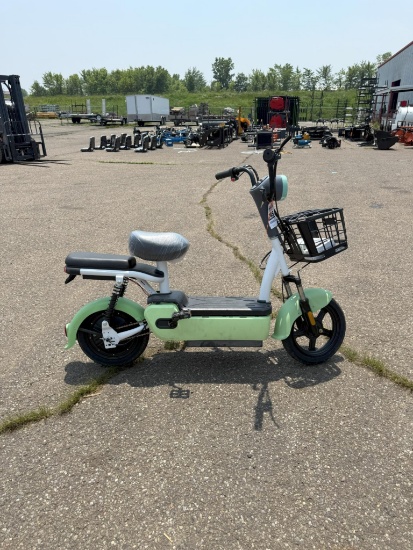 New Unused HYGE Model SK-E48 Electric Bicycle, 14" Wheels, 350 W Motor