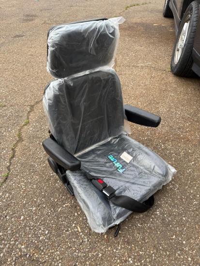 New Unused SKLP Luxury Equipment Seat