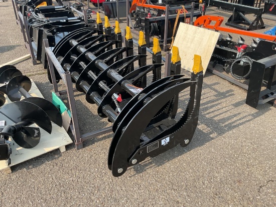 New Unused GIYI Model GY-GLC72C Log Grabble Skid Loader Attachment, 72" Wide