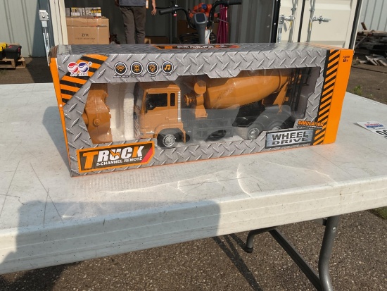 New Unused Remote Control Cement Mixer Truck