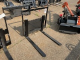 New Unused GIYI Mini Skid Loader Forks Attachment with 30