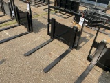 New Unused GIYI Mini Skid Loader Forks Attachment with 30