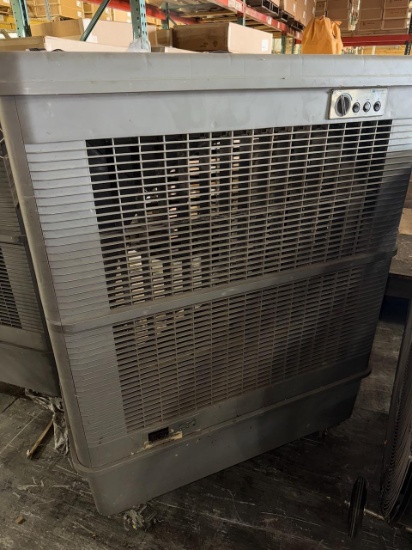 Hessaire Porta Cooler MC91 115v